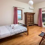 Villa Zizi Sea View *