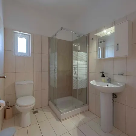 Zizi Sea View アファンドウ