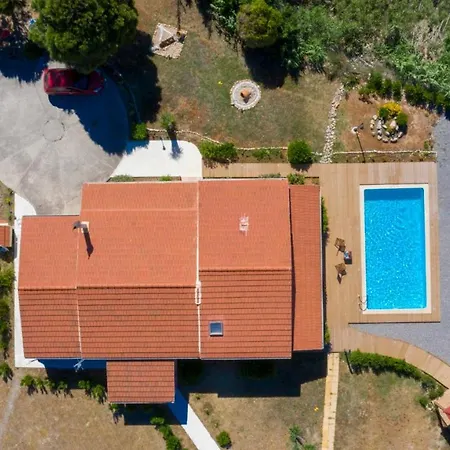 Villa Zizi Sea View *